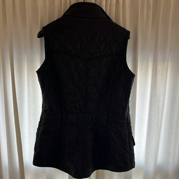 Barbour Cavalry Gilet in Black - Picture 11 of 11